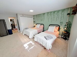 GUEST PRIVATE BEDROOM
