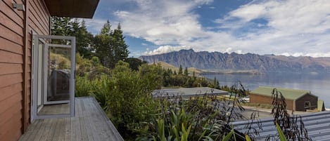Stunning Views of the Remarkables Mountain Range