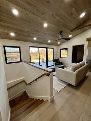 2nd Living room