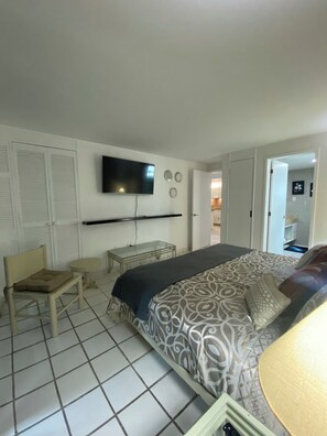 Another pic of Master bedroom