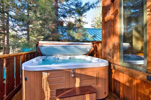 Hot tub on 2nd floor deck