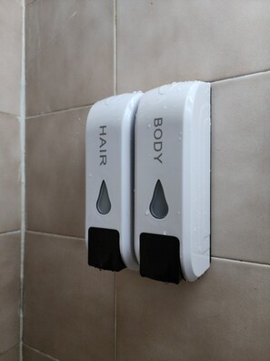 Bathroom amenities