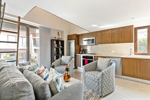 Penthouse - Image 3