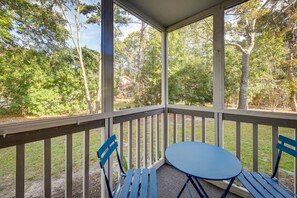 Screened-In Porch | Walkable Location