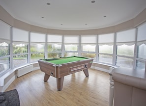 Pool table at Rosslare Strand Holiday Home in Wexford © Trident Holiday Homes 