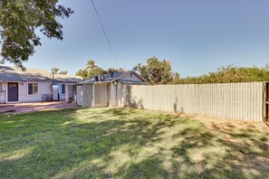 Fenced-In Backyard | Pet Friendly w/ Fee