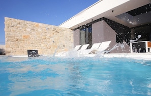 pool