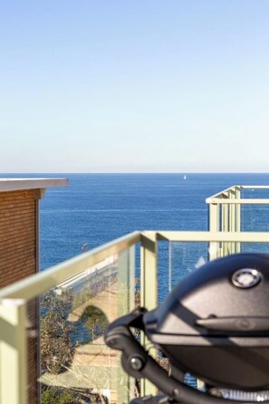 Enjoy BBQ, calming ocean views, and fresh sea side air from the balcony. 