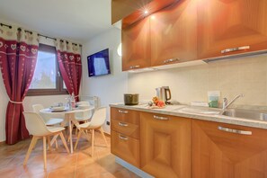 Kitchen and dining area