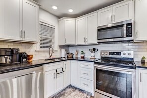 Stainless Steel Appliances in the Full Kitchen