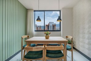 Dineren