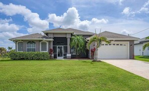 Palm View Welcomes You
