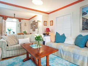 Living area | Port View Cottage, Shaldon