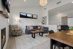 Alpine Lake Retreat | Alpine Property Management (3)