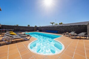 Private pool and terrace