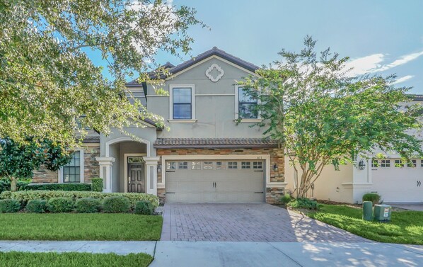 1-1427RollingFairwayDr_Championsgate_01