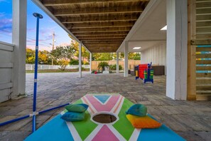 Your Relaxing Beach Getaway, Hot Tub, Fire Pit, Golf