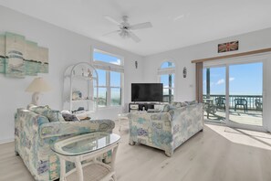 living room - middle/main level