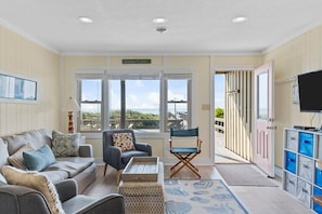 East Living Room 4