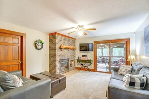 Additional Living Space | Smart TV