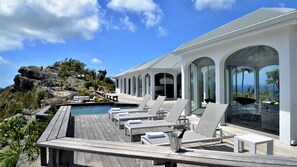 Expansive terrace, pool 5 x 6m, sun loungers, hammock. 