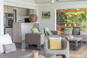 Beautiful open floor lounge areas, opening directly onto the terrace and the views.