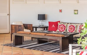 HD-TV, Dish network, ceiling fan. Opens onto the terrace. Ocean view.
