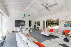 Beautiful open floor lounge area, opening directly onto the terrace and the views. HD-TV, Dish Network, ceiling fans. 