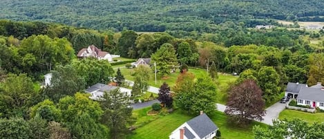 Great location in premier Bennington neighborhood with mountain views