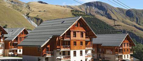 Spend a fantastic holiday in Saint-Sorlin-d'Arves!