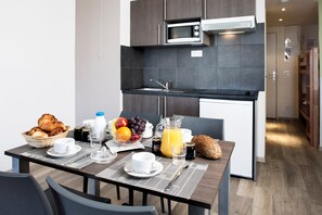 Make a quick meal in your kitchenette.