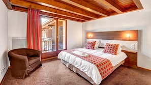 The bedroom may feature 2 single beds that may be pushed together. Please let us know if you prefer this!