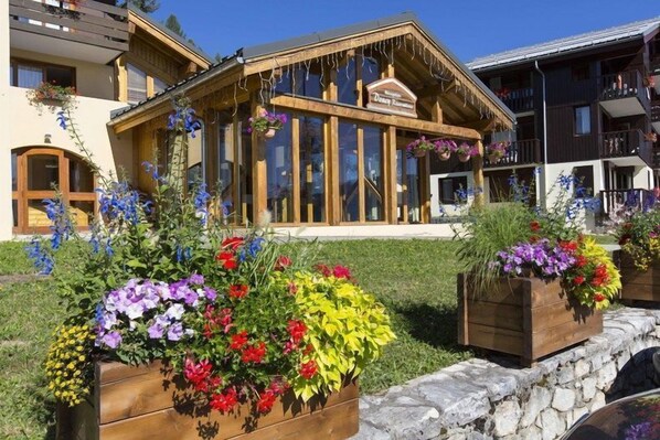 Experience the picturesque atmosphere at this amazing property.