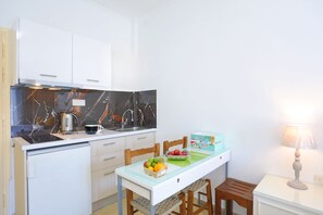 Convenient kitchenette