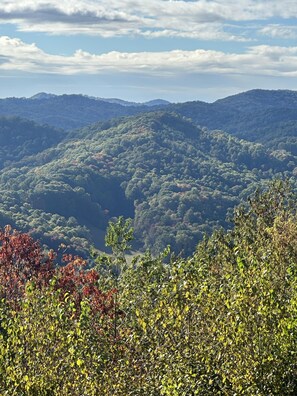 Long Range Mountain Views!
