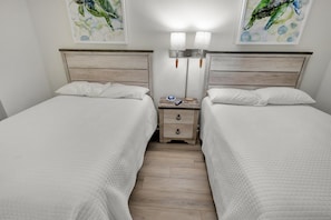 Amazing Bedroom, Beautifully Decorated
