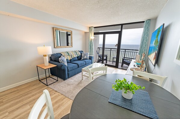 Large Living Area with Views of the Ocean, Beautifully Decorated