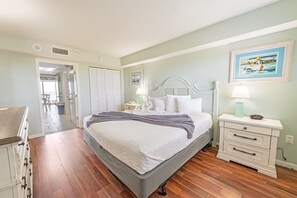 Amazing Bedroom, Beautifully Decorated