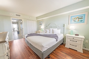 Amazing Bedroom, Beautifully Decorated