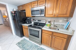 Full Sized Kitchen Appliances in Kitchen Area