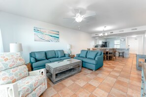 So much space for you and your guests to enjoy for some quality time and relaxation. 