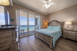 Gulf front master bedroom with a queen size bed.