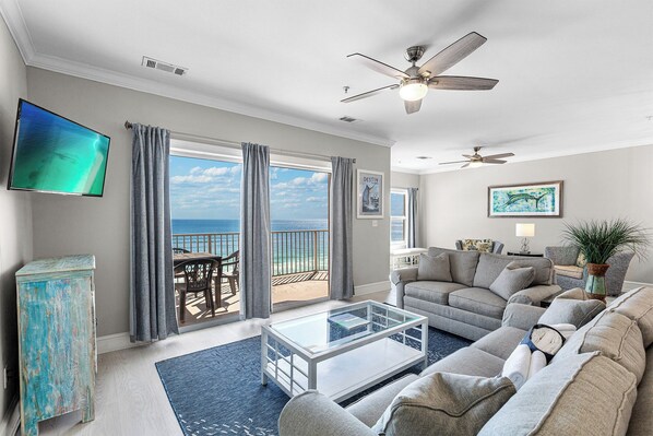 Crystal Dunes 504 Living Room