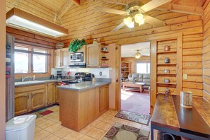 Kitchen | Coffee Maker | Blender | Toaster | Cooking Utensils