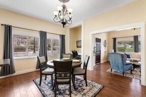 Open-Living Concept, Spacious Dining Room.
