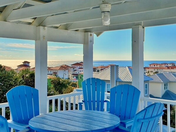 Widows Walk / Hawks Nest Panoramic Ocean View