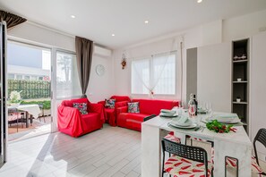 Living and dining room