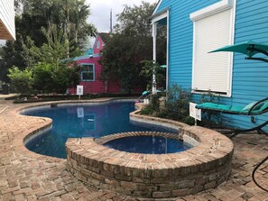Jacuzzi