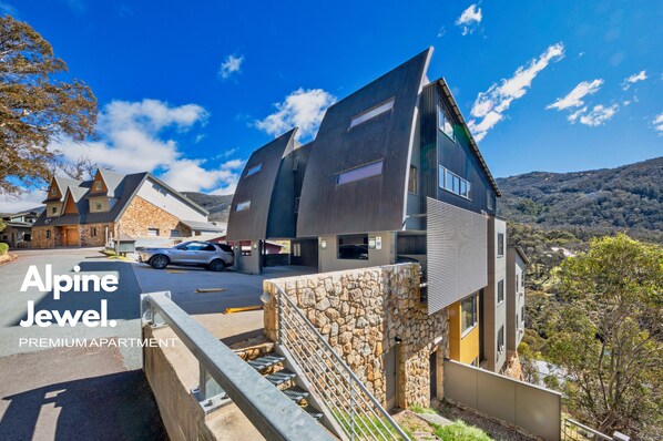 Elevation 8