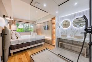LovelyFlat-SacréCoeurMontmartre-Swimmingpool